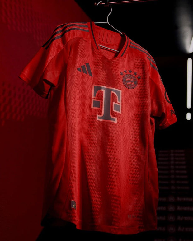 FC Bayern 24/25 Home Kit