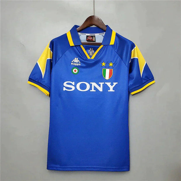 JUVENTUS 95/97 Away Jersey